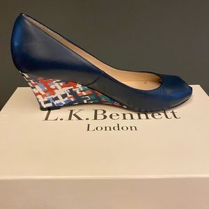 LK Bennett Zoey Peep Toe Wedge Pumps size 38